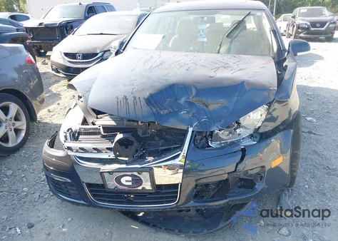 2010 Volkswagen Jetta Limited Edition/Se/Sel from USA, damaged, VIN 3VWRX7AJ6AM054112